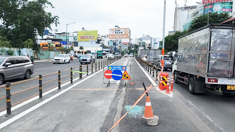 Điều chỉnh dải phân cách đường Cộng Hòa, người dân vào nhà ga T3 Tân Sơn Nhất đỡ đi đường vòng