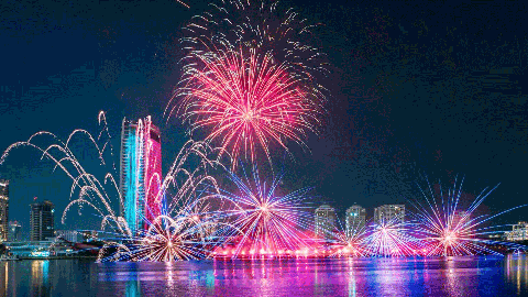 Trực tiếp: Màn tranh tài giữa Hàn Quốc và Ý tại Lễ hội pháo hoa quốc tế Đà Nẵng 2025