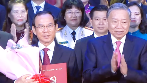 Công bố các Nghị quyết, Quyết định của Trung ương về công tác tổ chức và nhân sự TP.HCM sau hợp nhất