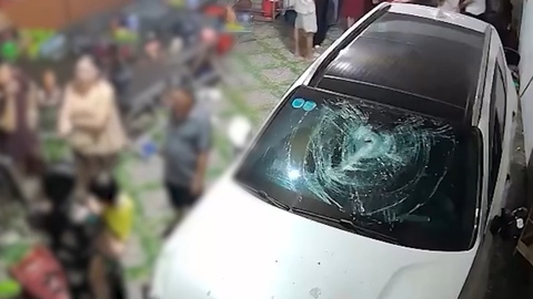 Tài xế bùng tiền đền bù sau khi gây tai nạn, ô tô được tìm thấy tại một gara ở Quảng Trị