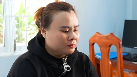 Chiếm giữ 100 triệu của người chuyển khoản nhầm, cô gái ở Đồng Tháp bị khởi tố