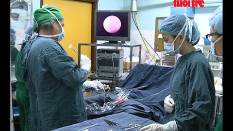 Tái tạo bộ phận sinh dục cho 26 trẻ không may