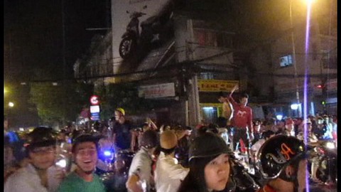 Lợi dụng lễ Halloween làm náo loạn đường phố