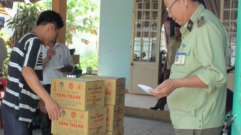 Phát hiện gần 10.000 chai rượu giả