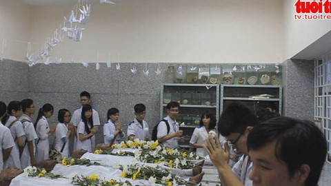 Tri ân người hiến thân xác cho y học