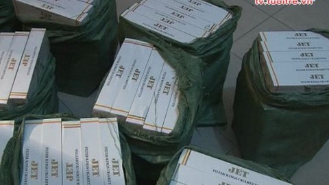 Phát hiện hàng lậu cất giấu trong nhà