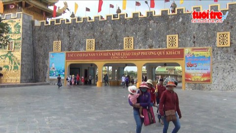 Đại Nam miễn vé đầu năm, khách du lịch vẫn thưa thớt