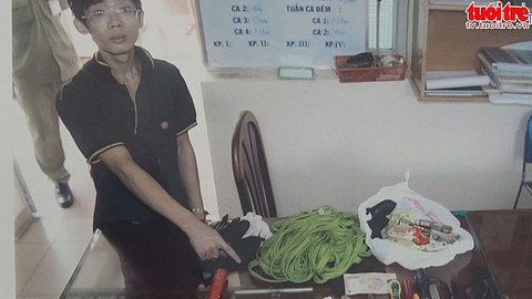 Bắt nhân viên trộm 2,7 tỉ đồng của siêu thị điện máy Xanh