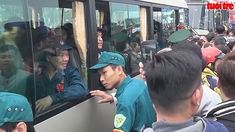 Lễ giao nhận quân tại Đà Nẵng năm 2017