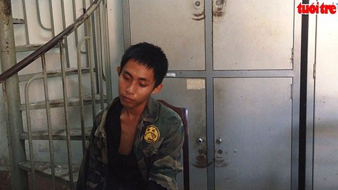 Truy đuổi hơn 140km bắt thanh niên ngáo đá cướp taxi