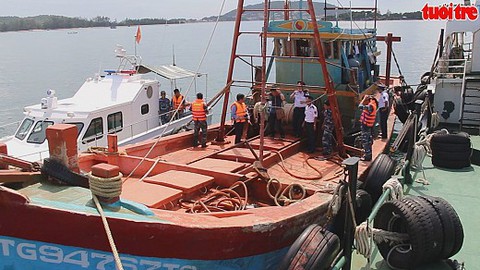Nóng bỏng dầu lậu trên vùng biển Tây Nam