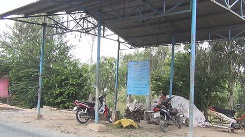 Bến đò tiền tỉ bỏ hoang 5 năm