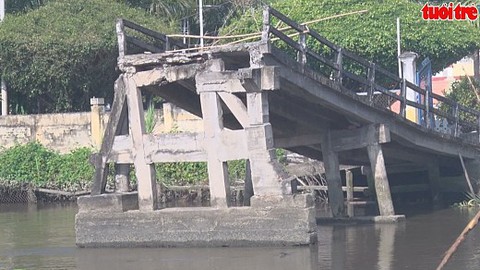 Cảnh báo từ những cây cầu bê tông tháo dở