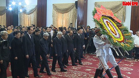 Các đoàn lãnh đạo Đảng, Nhà nước, Chính Phủ, Quốc hội và Mặt trận Tổ quốc viếng Nguyên Thủ tướng Phan Văn Khải