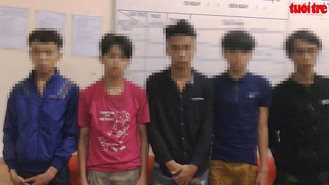 Bắt băng trộm nhí trộm cả quân phục công an