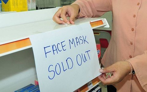 Dùng két sắt bảo vệ… khẩu trang trong mùa dịch