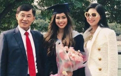 Khoe dùm gia đình Johnathan Hạnh Nguyễn góp hơn 6 tỉ đồng chống Covid-19, Trấn Thành bị 'ném đá'