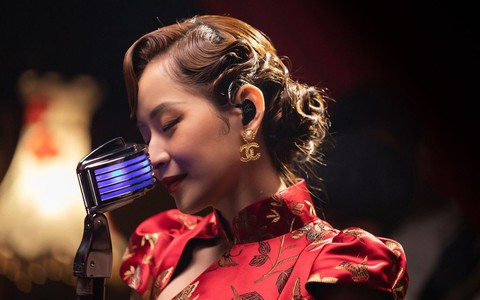 Ra mắt 'Chi Pu's Greatest Show', Chi Pu gây ấn tượng với câu nói: ‘Tiền nhiều để làm gì? Để làm show'