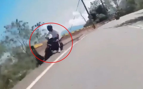 Pha ôm cua đi vào 'lòng đất' của nam thanh niên chạy môtô