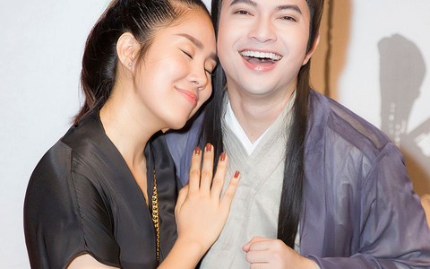 Lê Phương ‘trốn con’ đến ủng hộ Nam Cường ngày tái diễn 'Bạch Xà truyện'