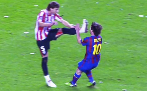 Cách duy nhất để cản Messi!