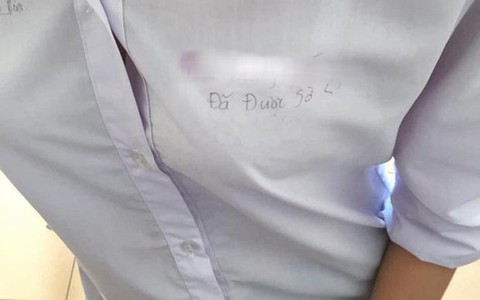 Đùa quá trớn tại vị trí 'nhạy cảm' của nữ sinh, học trò cuối cấp bị dân mạng lên án