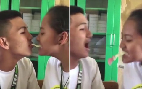 'Cười té ghế' với chàng trai bị 'mất cả hàm răng' sau khi chơi 'cắn bánh' cùng bạn gái
