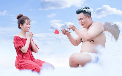 Chú rể 'siêu bựa' hóa thần Cupid bắn rụng tim cô dâu trong bộ ảnh cưới