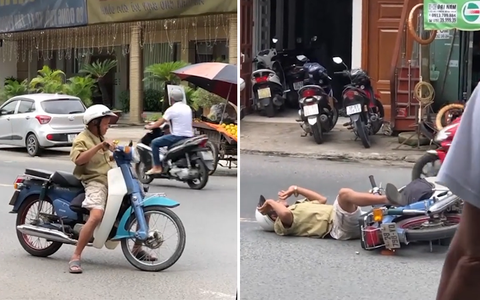 Người đàn ông say rượu 'giơ tay đầu hàng' khi ngã xe máy