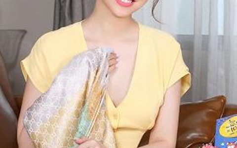 Dàn sao khoe quà tặng nhân ngày Phụ nữ Việt Nam 20-10