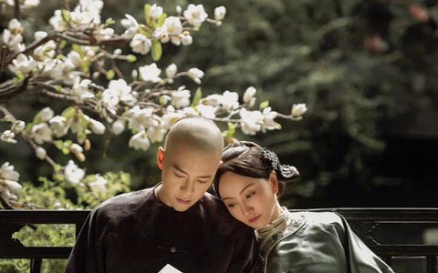 Dương Dung ve vãn Tưởng Cần Cần, Vu Chính đang làm phim ‘bách hợp'?