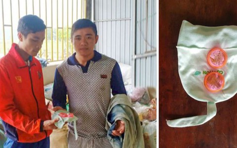 Thanh niên vùng lũ tìm chủ nhân 2 chỉ vàng bỏ quên trong đồ cứu trợ