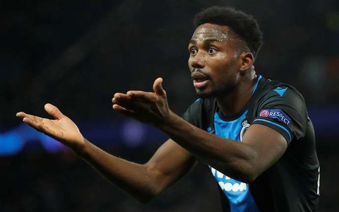 Tiền đạo bỏ đá Champions League vì mất chỗ ưng ý trên xe buýt