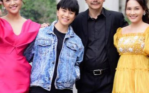 Bảo Thanh khoe bụng bầu, hội ngộ gia đình 'Về nhà đi con'