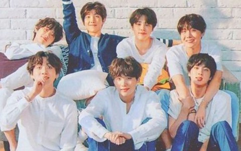 Fan BTS đưa ra loạt lý do ủng hộ thần tượng hoãn nghĩa vụ quân sự