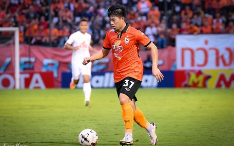 ‘Tiểu Messi’ Thái Lan lập siêu phẩm ở AFC Champions League