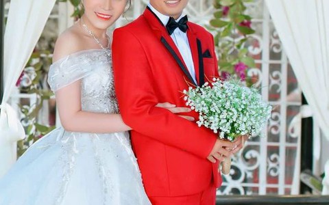 Cặp đôi được mai mối cưới sau 4 tháng hẹn hò
