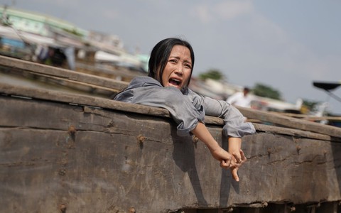 'Ốc' Thanh Vân bầm giập, ngất xỉu nhiều lần vì 'Lật mặt: 48h'