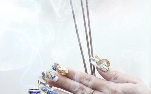 Sắm bộ nail ăn Tết sương sương, netizen muốn bái phục idea độc lạ