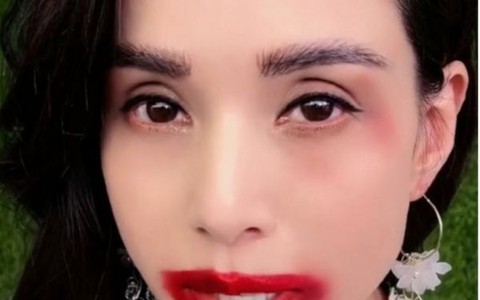 Lý Nhược Đồng cosplay thành Lương Triều Vỹ ‘phiên bản lỗi'