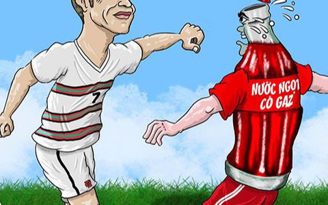 Ronaldo sút tung lưới đội nước ngọt có gas