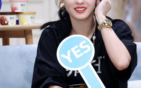 Trương Bá Chi kể hôn nhân ‘nhanh như chớp’ với Tạ Đình Phong