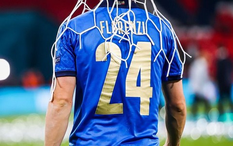 Ronaldo ghi 5 bàn, nhưng chưa phải là 'vua phá lưới' Euro 2020