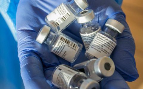 Sau này dư dả, đổi tay vaccine khác được không?