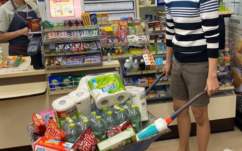 Top 10 kiểu đi chợ 'trời ơi đất hỡi' ở Thái Lan
