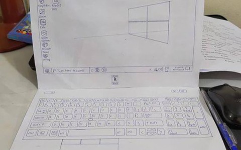 Ảnh vui 12/11: Cô gái mặc đồ bơi nằm ghế xếp tắm nắng giữa ngã tư