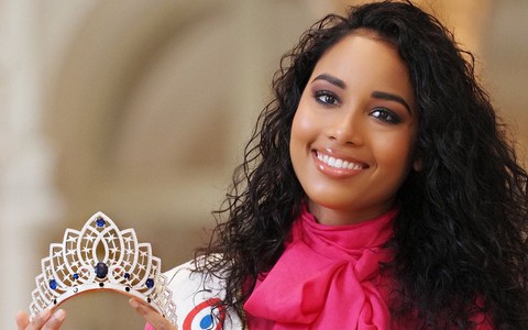 Miss Universe vừa khai màn 1 ngày, hoa hậu Pháp đã nhiễm Covid