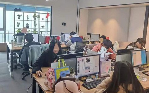 Công ty 'nhà người ta' cho nhân viên nghỉ Tết 47 ngày nhận đủ lương