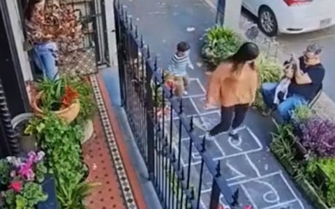 Con đường mang tên tuổi thơ, ai đã từng?