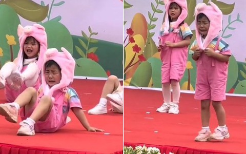 Bé trai vừa diễn văn nghệ vừa khóc siêu đáng yêu